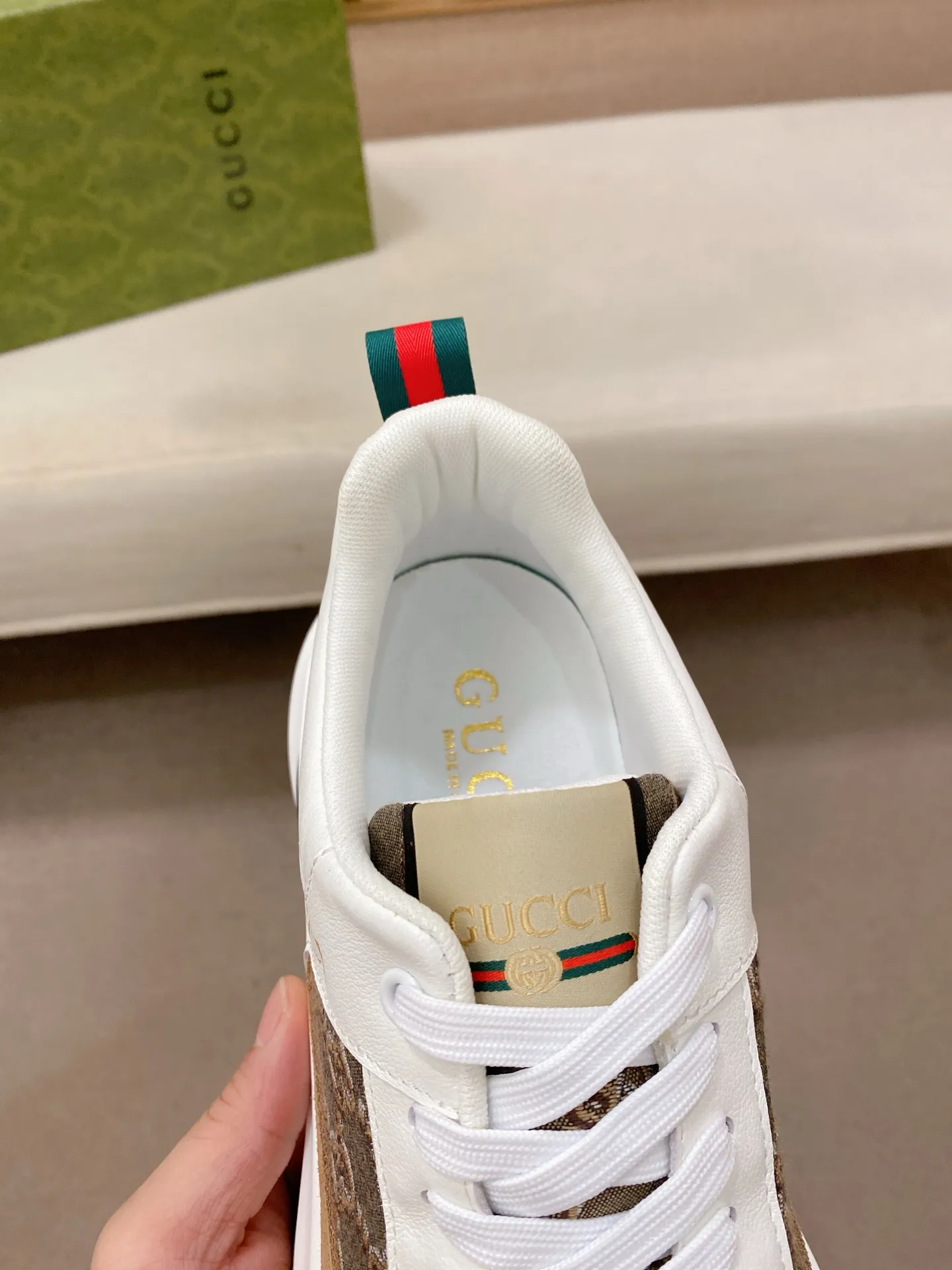 Men's clothing and shoes💰:462💰 (GUCCI) The latest model from the official website🎁🎁Casual and fashionable men's shoes👟, hot style💥The version is simple and elegant, exclusive for trendy men. The unique latest brand elements from the official website👑Original Gucci decoration, fashionable and generous, the fabric is original cowhide ✅Mesh breathable lining, the official website specifies wear-resistant casual outsole, the classic model is taken in kind at the counter🎬38-44 (can be customized for 45 non-refundable)